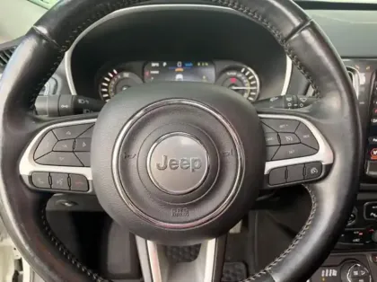 Photo 9 Jeep Compass  1.3 Turbo T4 190ch PHEV 4xe Limited AT6 eAWD