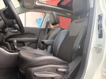 Photo 8 Jeep Compass  1.3 Turbo T4 190ch PHEV 4xe Limited AT6 eAWD