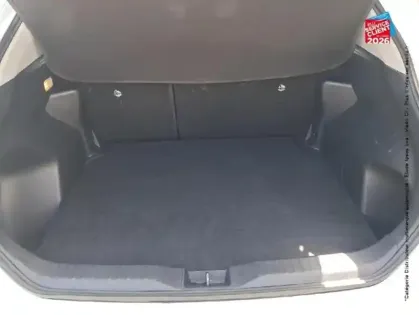 Photo 13 Toyota Yaris  Cross 116h Dynamic MY22