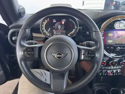 Photo 10 Mini Mini Cabrio Cooper 136ch Edition Premium Plus BVA7