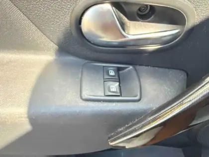 Photo 28 Dacia Sandero  1.0 SCe 75ch City+