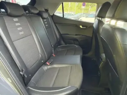 Photo 11 Kia Stonic  1.0 T-GDi 120ch MHEV GT Line DCT7