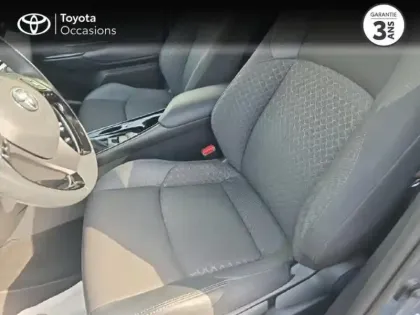 Photo 10 Toyota C-HR  1.8 Hybride 122ch Design E-CVT