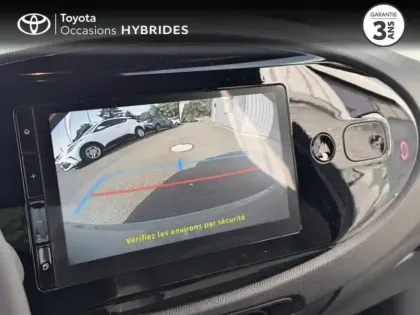 Photo 14 Toyota Aygo  X 116h Graphic