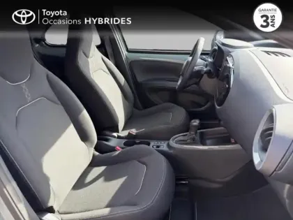 Photo 5 Toyota Aygo  X 116h Graphic
