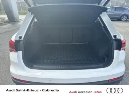Photo 8 Audi Q3  35 TDI 150ch Design