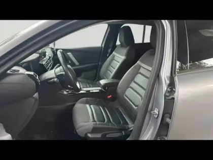 Photo 10 Citroën C4  PureTech 130ch S&S Shine