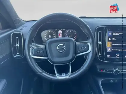 Photo 11 Volvo XC40  T3 163ch R-Design Geartronic 8