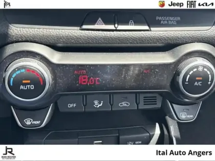 Photo 11 Kia Stonic  1.0 T-GDi 100ch Active DCT7