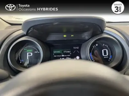 Photo 13 Toyota Yaris  Cross 116h Dynamic MY22