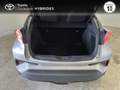 Photo 9 Toyota C-HR  122h Graphic 2WD E-CVT RC18