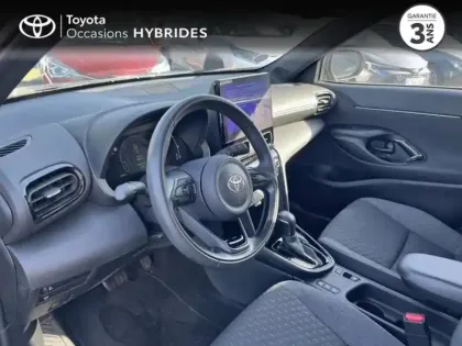 Photo 8 Toyota Yaris  Cross 116h Design Business + Programme Toyota Experience MC24
