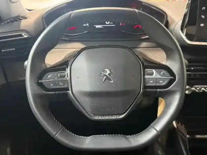 Photo 11 Peugeot 2008  1.2 PureTech 130ch S&S Style