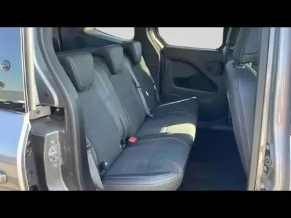 Photo 6 Mercedes CLA sse T 180 Style