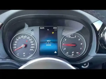 Photo 12 Mercedes CLA sse T 180 Style