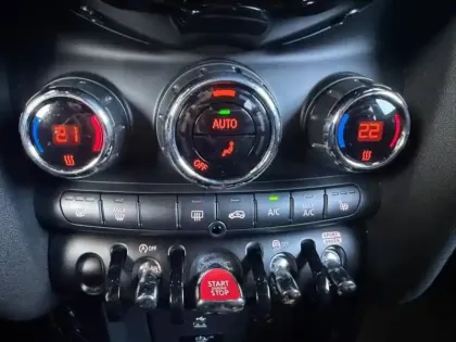 Photo 18 Mini Mini  5 Portes Cooper S 178ch Edition Premium Plus BVA7