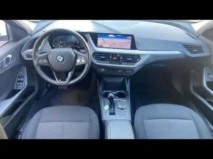 Photo 8 BMW Serie 1 Série 1 116dA 116ch Business Design DKG7