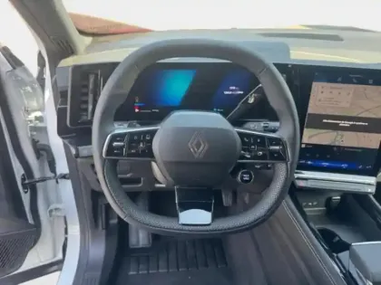Photo 14 Renault Espace  1.2 E-Tech full hybrid 200ch Techno 7 places - 24