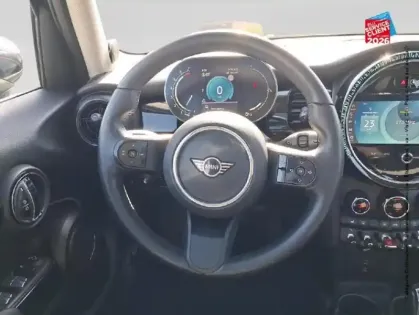 Photo 11 Mini Mini  5 Portes Cooper 136ch Edition Premium Plus BVA7