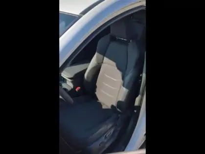 Photo 11 Toyota C-HR + 224ch 77kWh Design Grande Autonomie