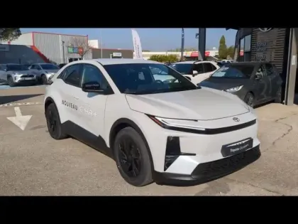 Photo 6 Toyota C-HR + 224ch 77kWh Design Grande Autonomie