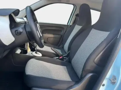 Photo 28 Renault Twingo  E-Tech Electric Authentic R80 Achat Intégral
