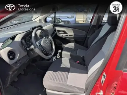 Photo 25 Toyota Yaris  70 VVT-i France Connect 5p RC19