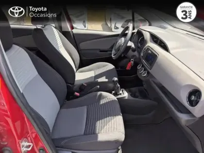 Photo 20 Toyota Yaris  70 VVT-i France Connect 5p RC19