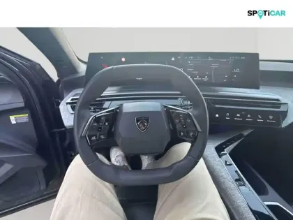 Photo 12 Peugeot 5008  Hybrid 136ch Allure e-DCS6