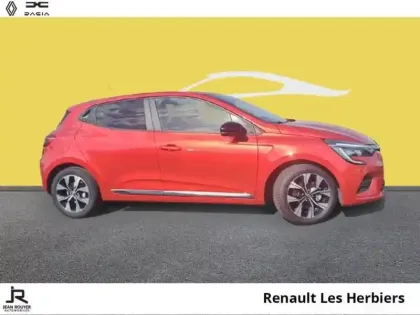 Photo 12 Renault Clio  1.6 E-Tech hybride 145ch Evolution