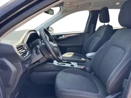 Photo 7 Ford Kuga  2.5 Duratec 180ch Hybrid FlexiFuel Titanium Powershift