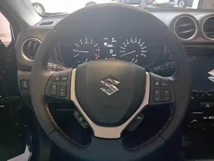 Photo 9 Suzuki Vitara  1.4 Boosterjet Hybrid 110ch Xplore Auto