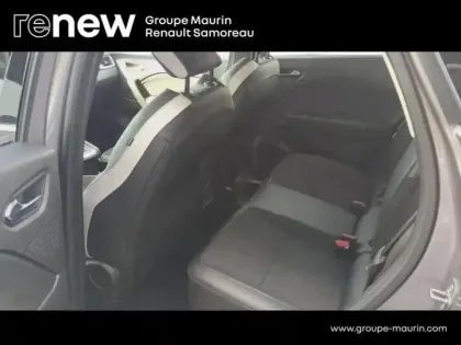 Photo 10 Renault Captur  1.6 E-Tech hybride 145ch Techno Fast Track