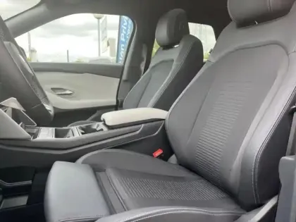 Photo 6 Ford Explorer  286ch Extended Range 79kWh Pack Premium RWD