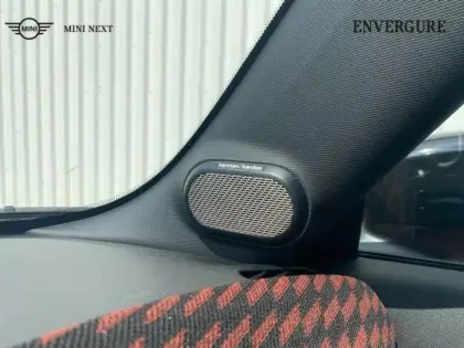 Photo 29 Mini Cooper  3 Portes S 204ch JCW DKG7