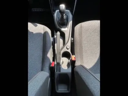 Photo 28 Peugeot 2008  100 S&S BVM6
