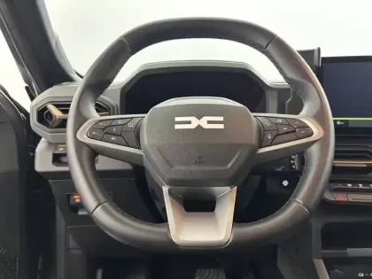 Photo 23 Dacia Duster  Hybrid 140