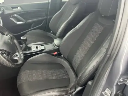 Photo 10 Peugeot 308  BlueHDi 130ch S&S BVM6