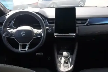 Photo 8 Renault Symbioz  E-Tech full hybrid 145