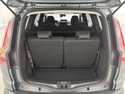 Photo 25 Dacia Jogger  Hybrid 155 7 pl