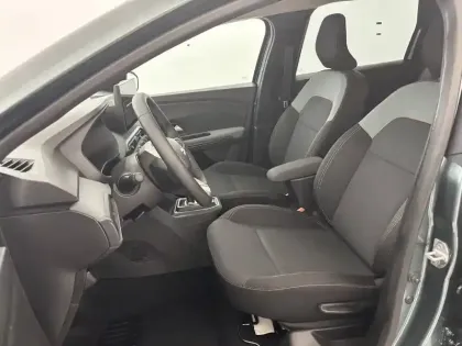Photo 17 Dacia Jogger  Hybrid 155 7 pl