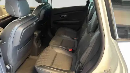 Photo 13 Renault Scenic Grand  dCi 110 Energy EDC