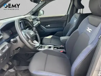 Photo 8 Dacia Duster  Hybrid 140