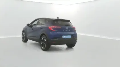 Photo 16 Renault Captur  E-Tech full hybrid 160 ch