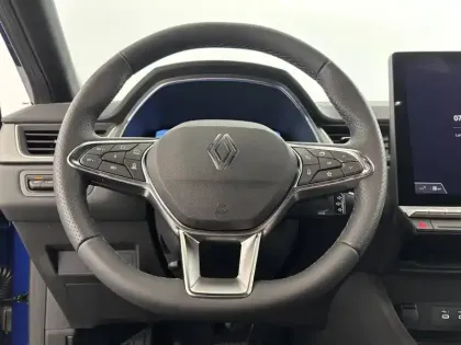 Photo 28 Renault Captur  E-Tech full hybrid 160 ch