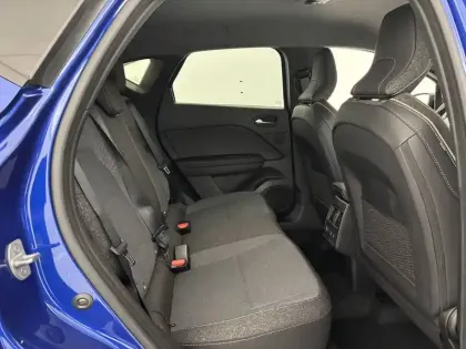 Photo 29 Renault Captur  E-Tech full hybrid 160 ch