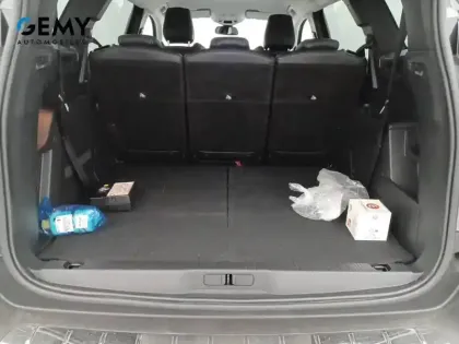 Photo 5 Peugeot 5008  BlueHDi 130ch S&S EAT8