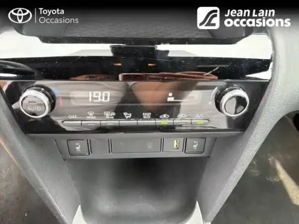 Photo 13 Toyota Yaris  Cross Hybride 116h 2WD
