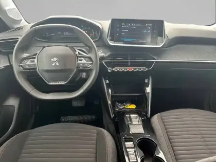 Photo 7 Peugeot 208  Electrique 50 kWh 136ch