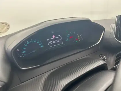 Photo 9 Peugeot 208  Electrique 50 kWh 136ch